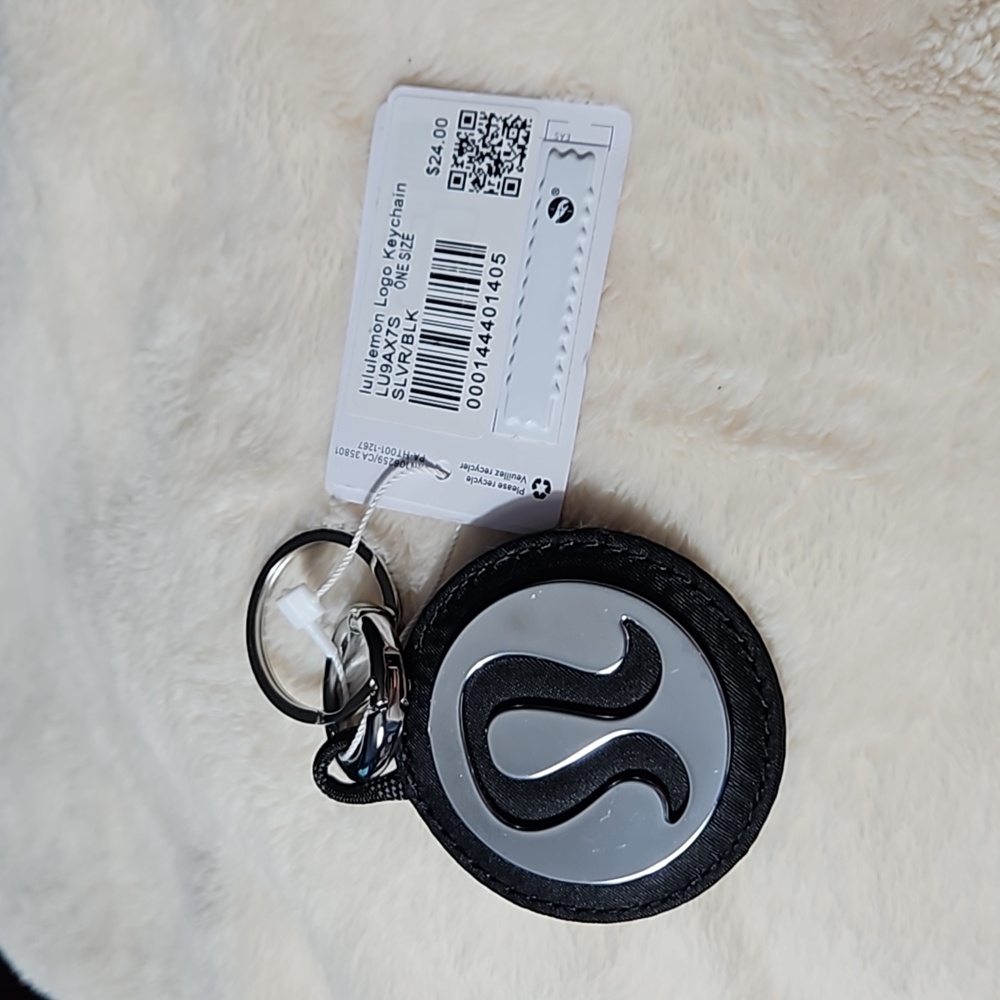 Lululemon Logo Keychain Silver/Black | NWT